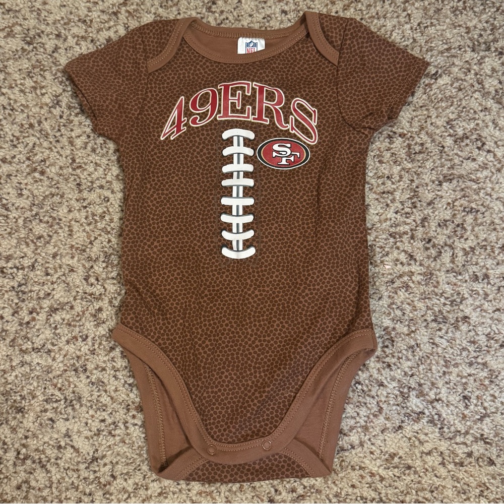 San Francisco 49ers onesie, 6-12 months- like new!